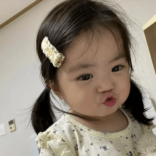 baby bayi gemoy 11 Sticker